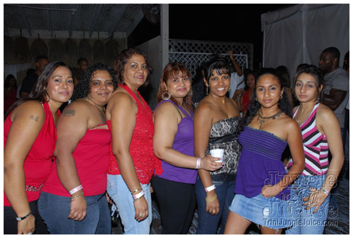 genx_cooler_party_oct11-020