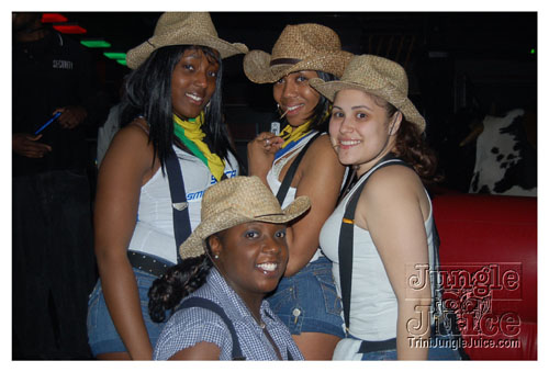 gyal_farm_08-005