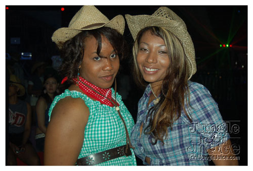gyal_farm_08-009
