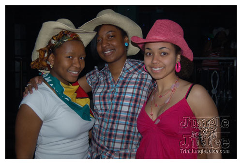 gyal_farm_08-013