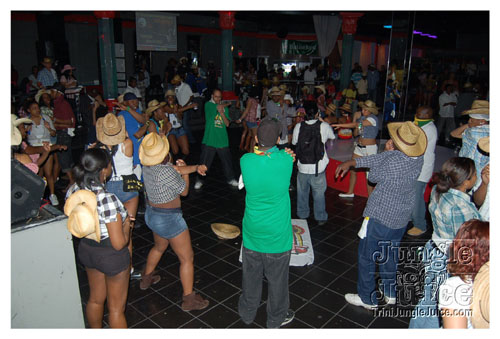 gyal_farm_08-038