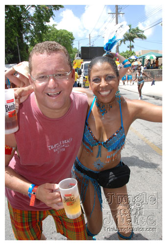 kadooment_day_2008_pt1-037