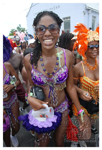 kadooment_day_2008_pt1-122