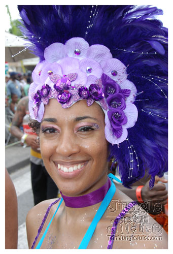 kadooment_day_2008_pt1-183