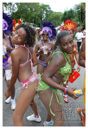 kadooment_day_2008_pt1-196