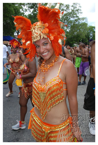 kadooment_day_2008_pt1-197