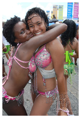 kadooment_day_2008_pt1-201
