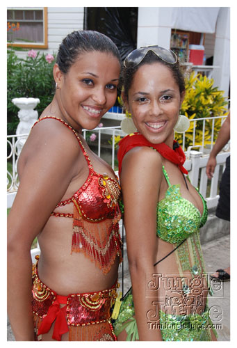kadooment_day_2008_pt1-224