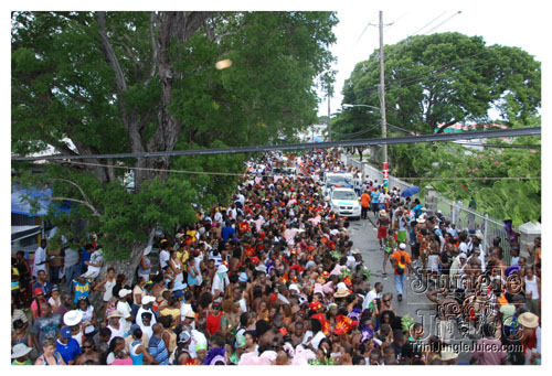 kadooment_day_2008_pt1-229