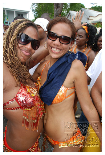 kadooment_day_2008_pt1-247