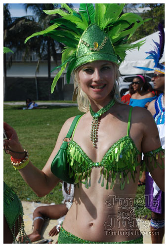 miami_carnival_2008_pt1-181