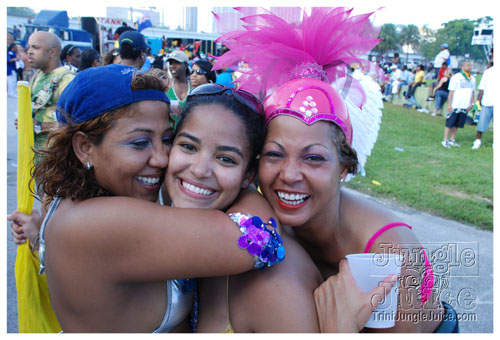 miami_carnival_2008_pt1-228