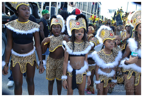 miami_carnival_2008_pt1-242