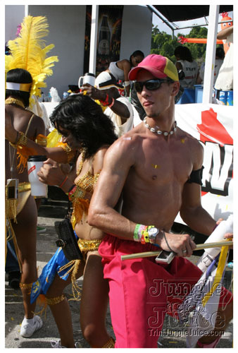 miami_carnival_2008_pt1-306