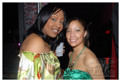 naked_2008-005