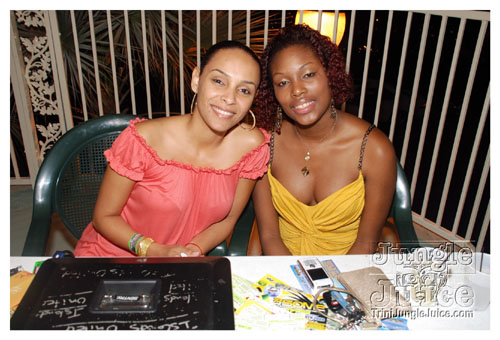 naked_2008-007