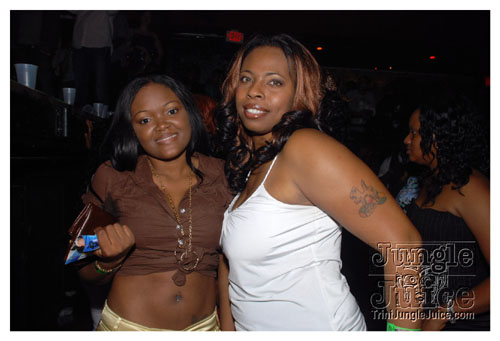 naked_2008-084