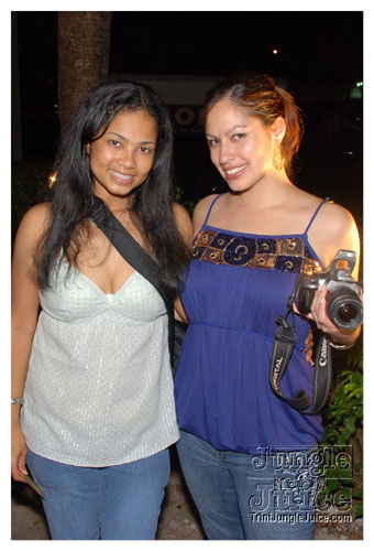 naked_2008-095