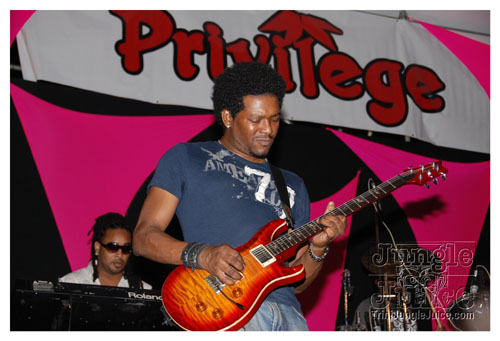 rise_2008-157