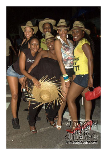 round_up_may10-008