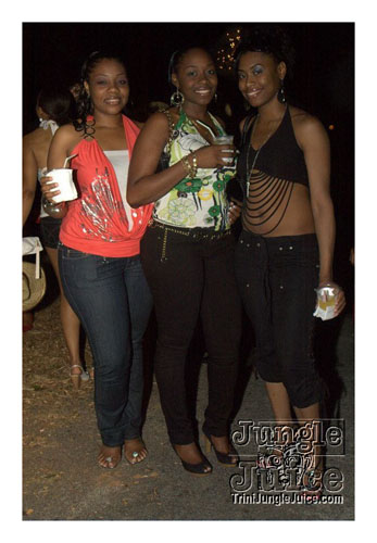 round_up_may10-019
