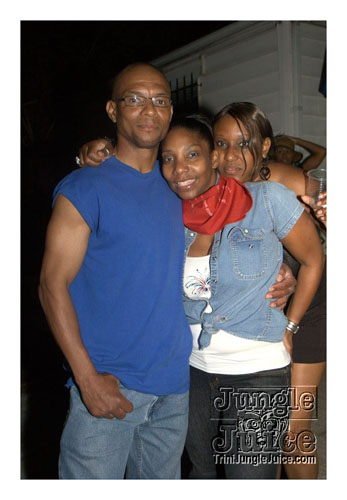 round_up_may10-032