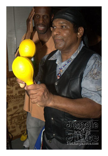 round_up_may10-057