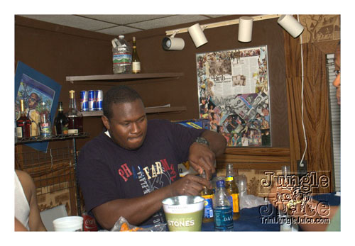 round_up_may10-059