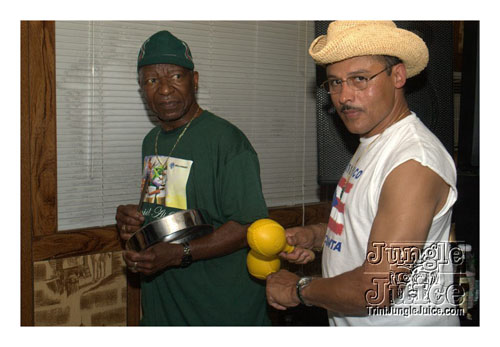 round_up_may10-079