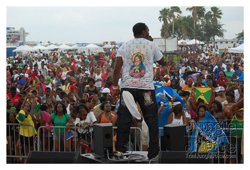 tampabay_carnival_2008_sun-246
