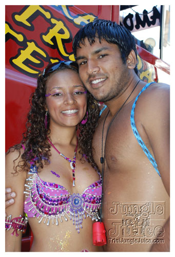 tribe_tue_2008_pt1-215