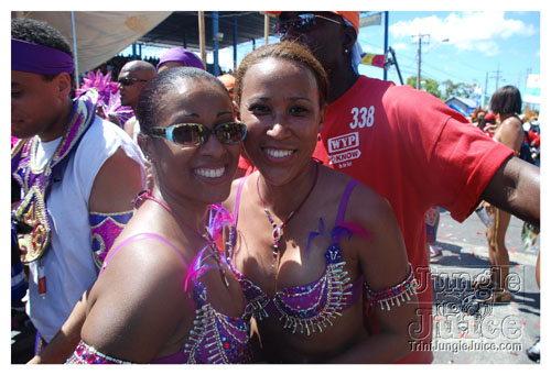 tribe_tue_2008_pt1-311