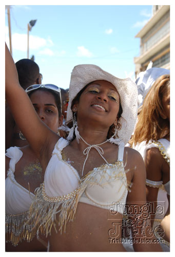 tribe_tue_2008_pt2-303