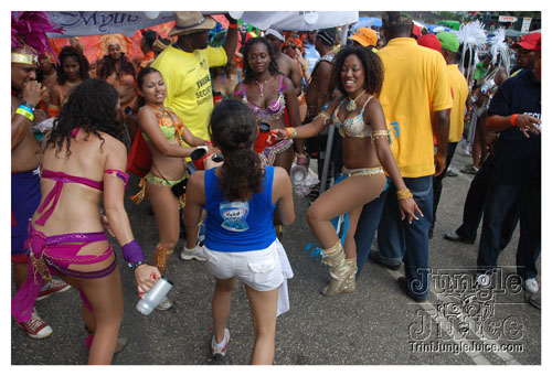 tribe_tue_2008_pt2-365