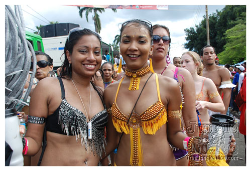 tribe_tue_2008_pt2-387