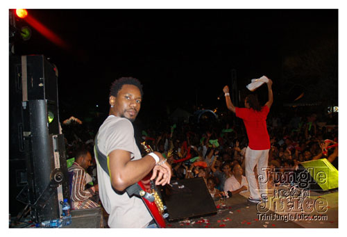uwi_2008-049