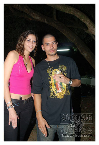 uwi_2008-067