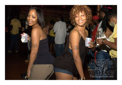 atl_woman_may24-090