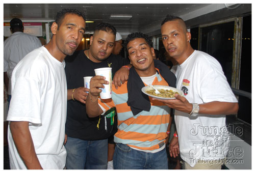 wukwineboatride_2k8-073
