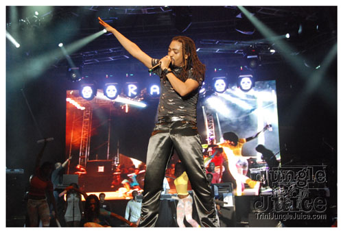 ac7_heavenly_drums_2009-195