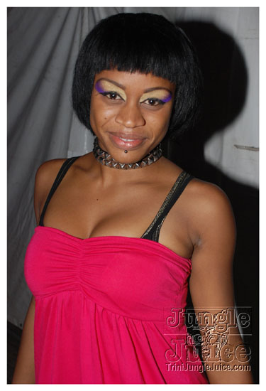beach_jouvert_apr11-183