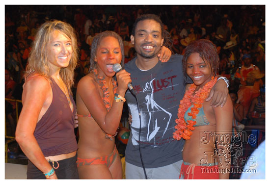 beach_jouvert_apr11-337