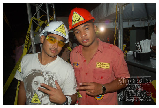 caution_2k9-079