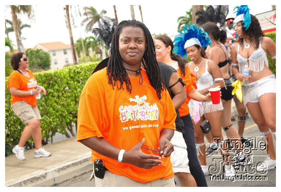 cayman_carnival_may09_pt1-177