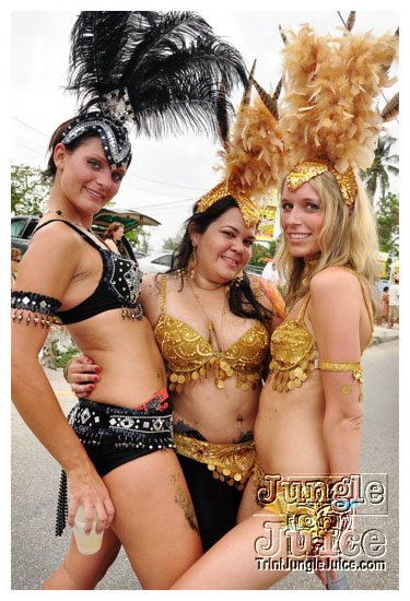 cayman_carnival_may09_pt1-224