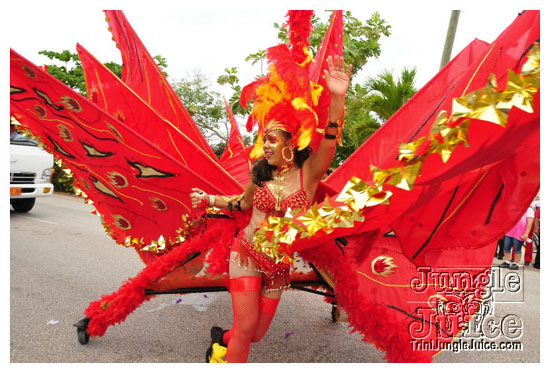 cayman_carnival_may09_pt1-237