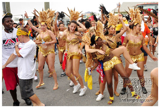 cayman_carnival_may09_pt2-124