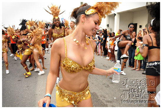 cayman_carnival_may09_pt2-125