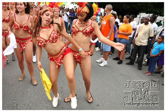 cayman_carnival_may09_pt2-140