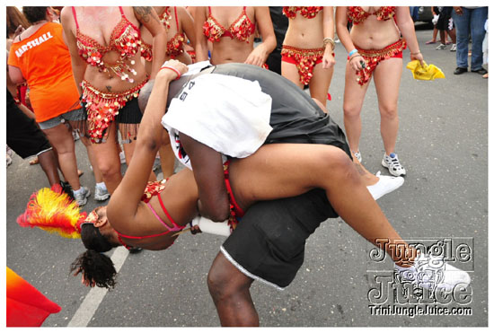 cayman_carnival_may09_pt2-143